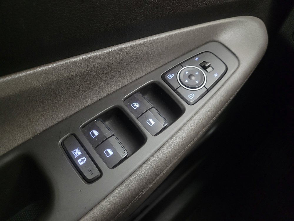 Used 2019 Hyundai Santa Fe SE FWD image 27