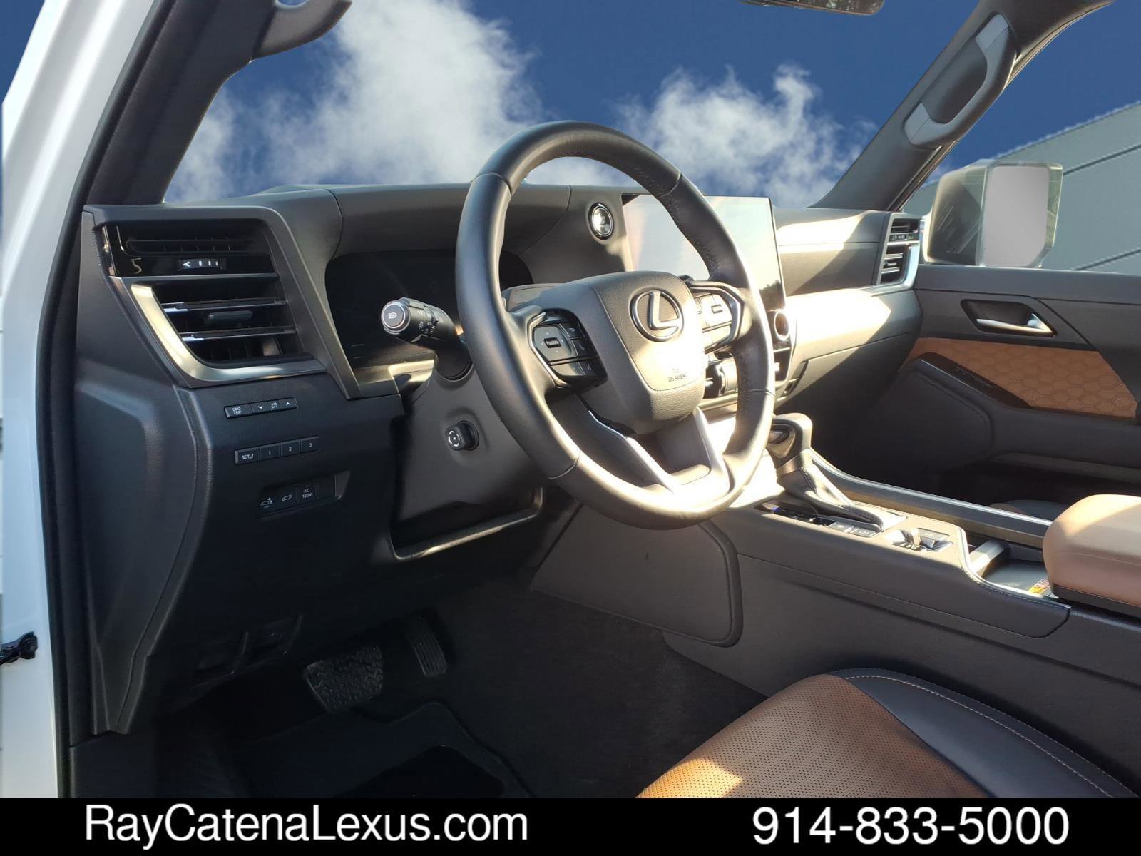 Certified 2024 Lexus GX 550 w/ Cold Area Package image 10