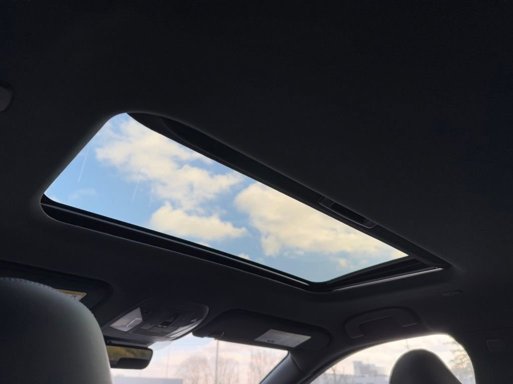 New 2025 INFINITI QX55 Essential image 15