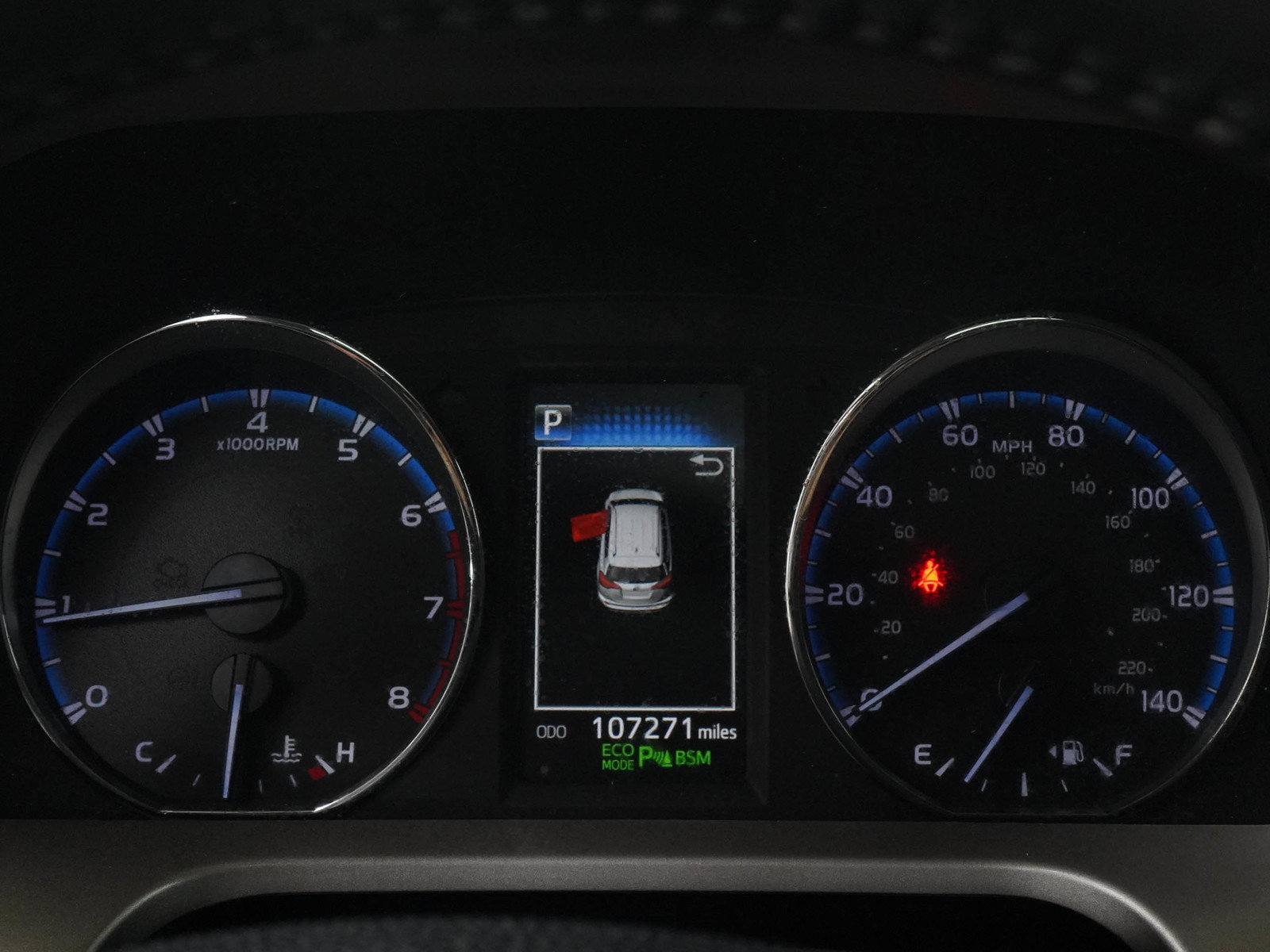 Used 2018 Toyota RAV4 Platinum AWD/4WD image 24