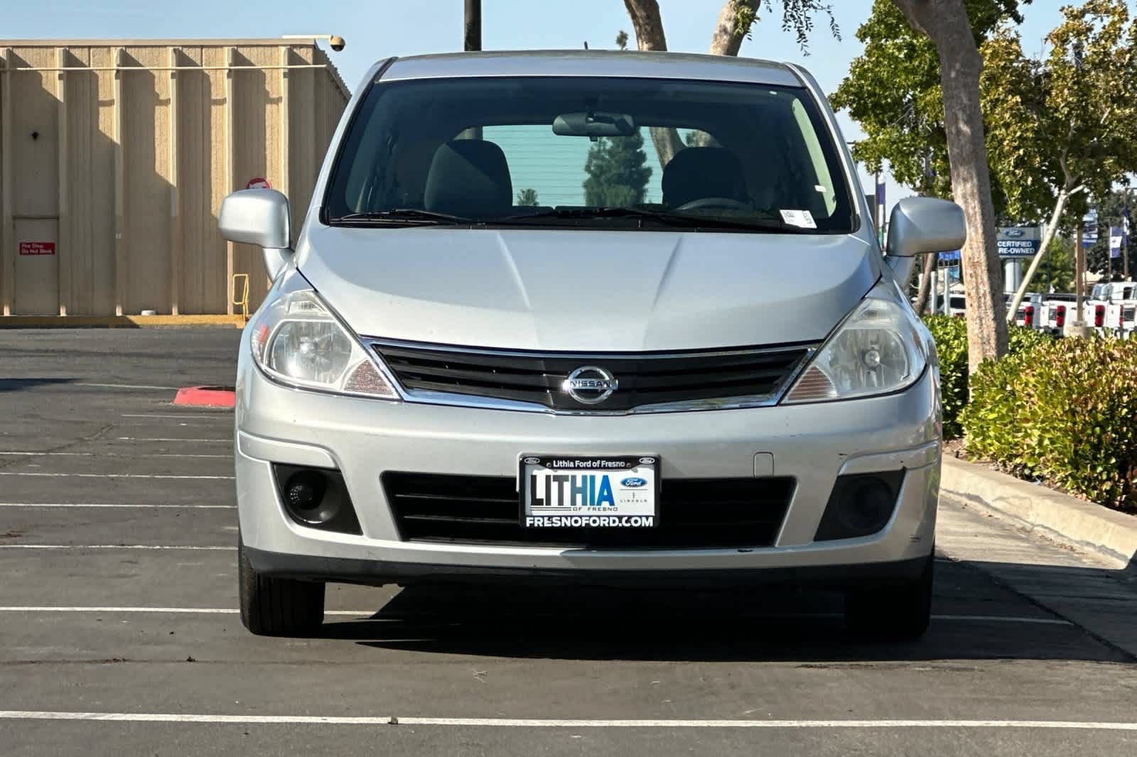 Used 2010 Nissan Versa 1.8 S w/ PWR Plus Pkg FWD image 11
