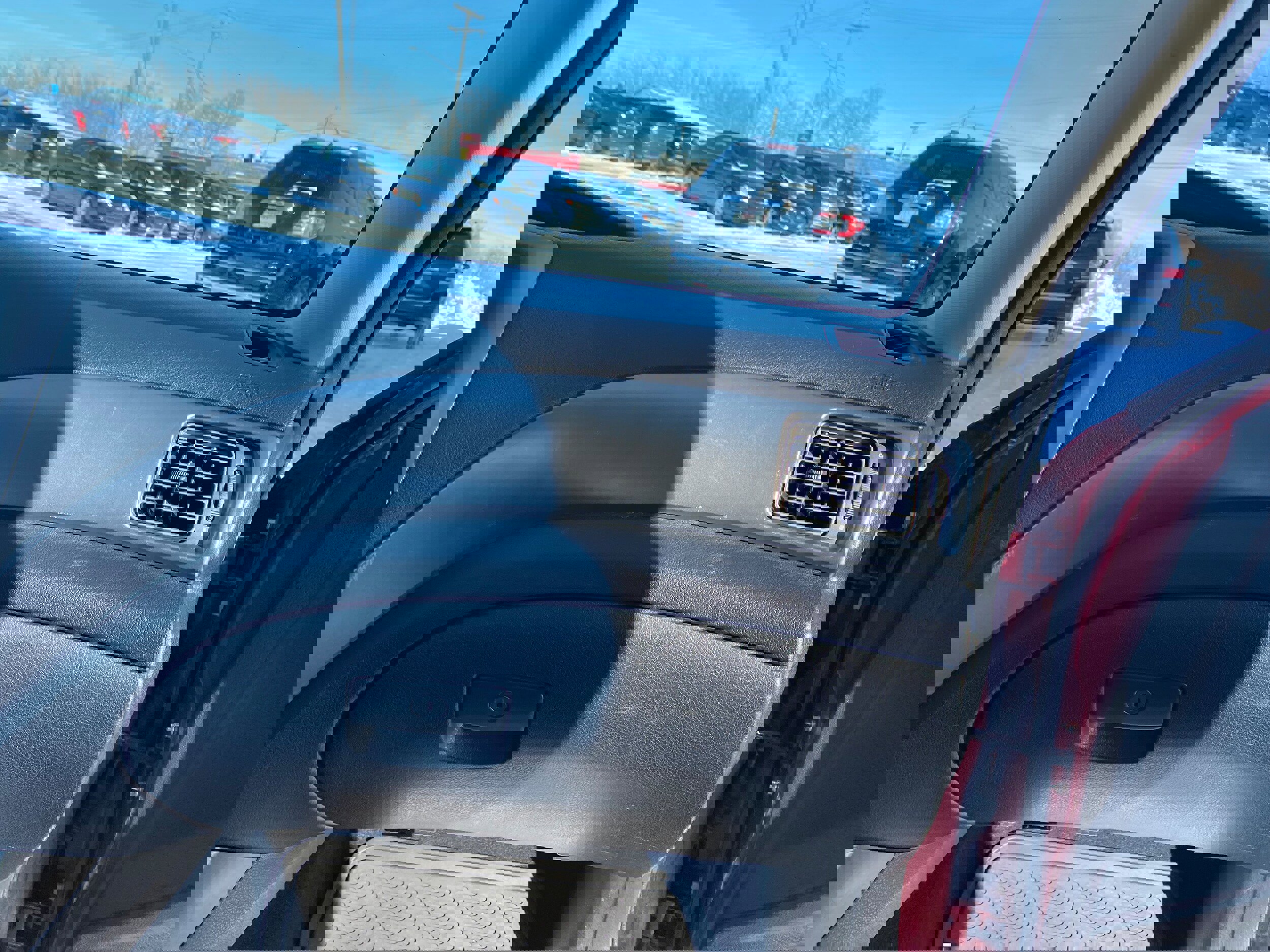 Used 2011 Subaru Impreza 2.5i Premium w/ PWR Moonroof Value Pkg image 13