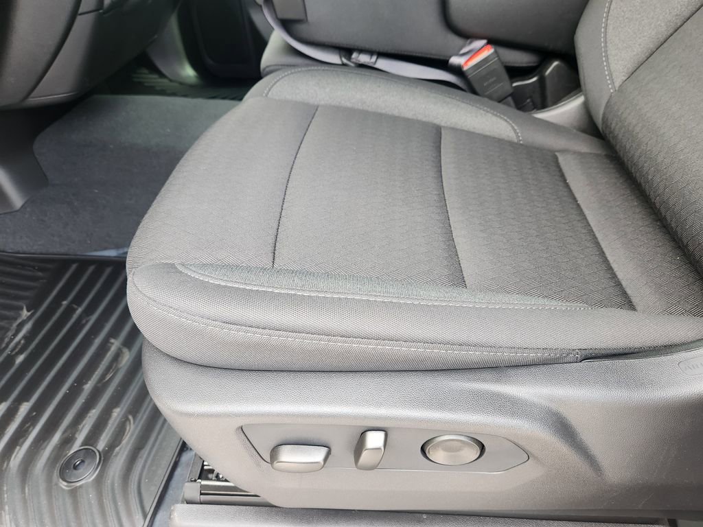 New 2026 Chevrolet Silverado 2500 Custom w/ Custom Value Package image 24