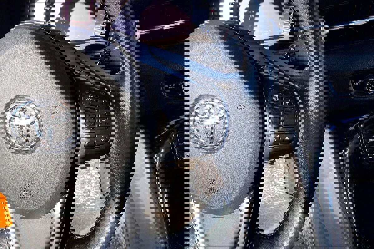 Used 2023 Toyota Supra image 17