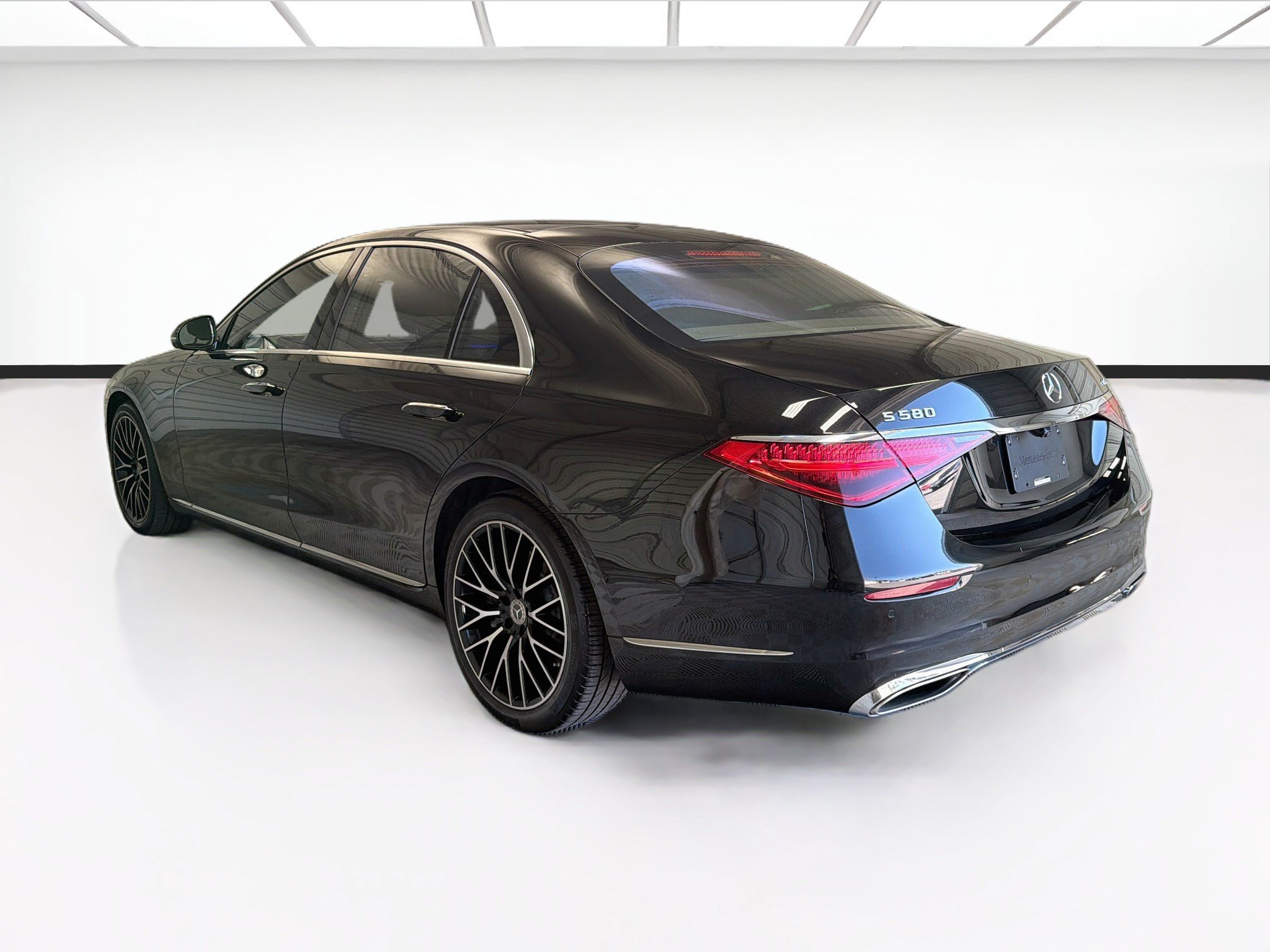 Used 2021 Mercedes-Benz S 580 4MATIC Sedan image 6