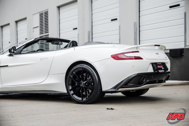 Used 2016 Aston Martin Vanquish Volante RWD image 53