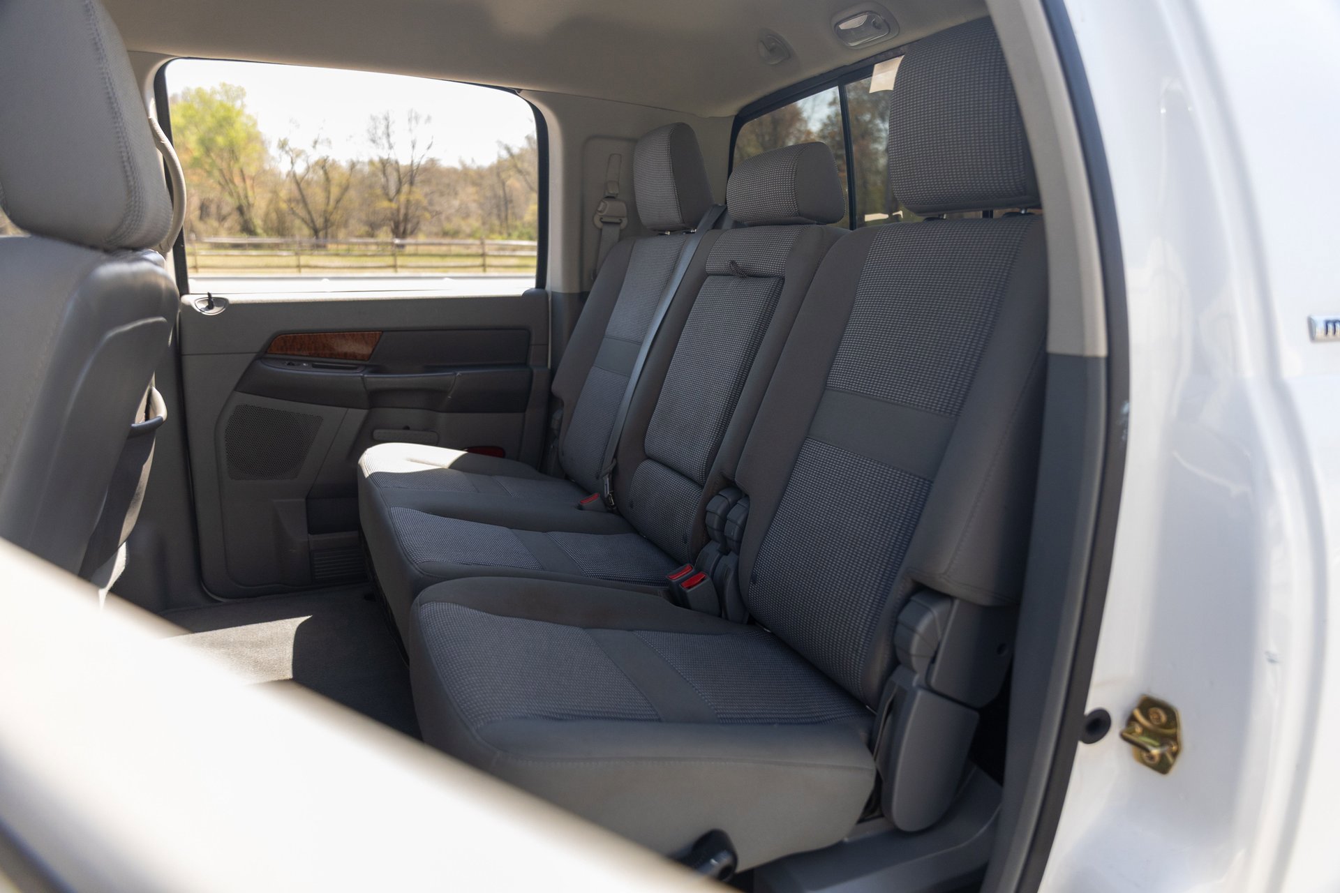 Used 2006 Dodge Ram 2500 Truck SLT w/ Light Group image 28