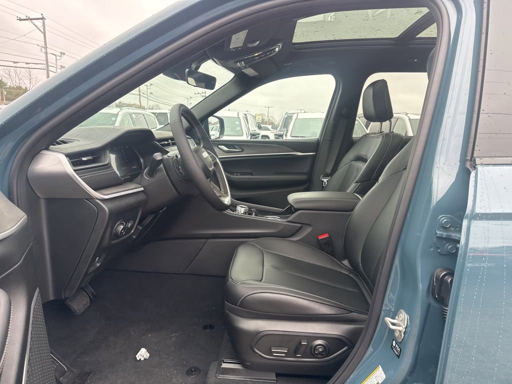 New 2026 Jeep Grand Cherokee Limited AWD/4WD image 19