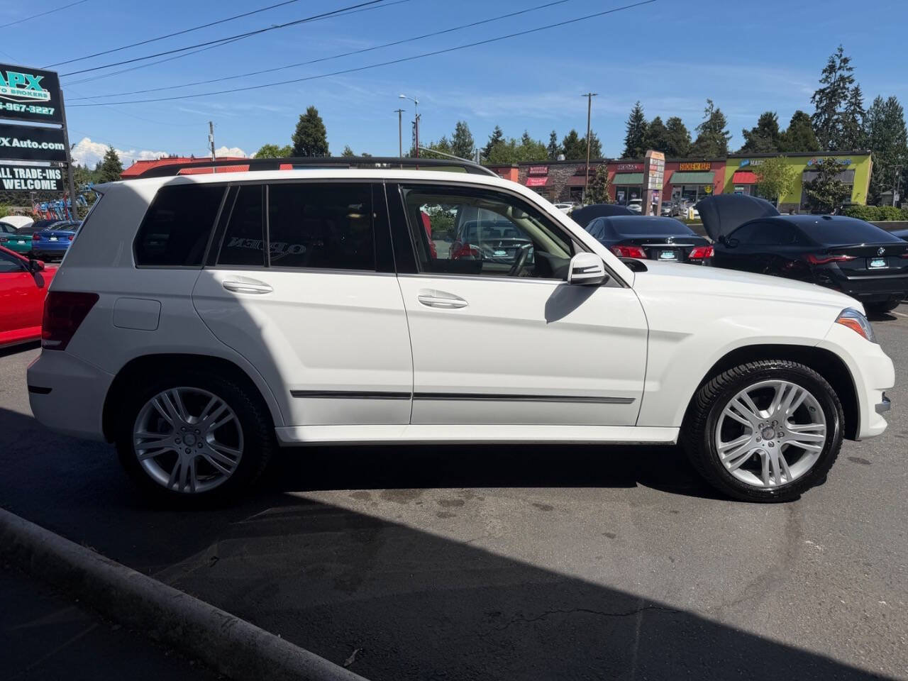 Used 2014 Mercedes-Benz GLK 350 2WD image 9