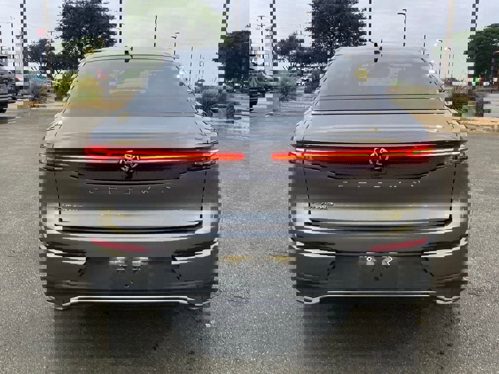 Certified 2025 Toyota Crown XLE image 5