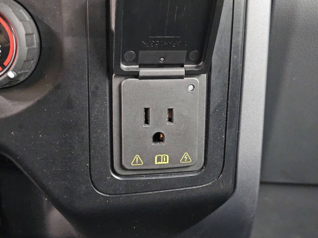 Used 2023 Ford F150 XLT AWD/4WD image 19