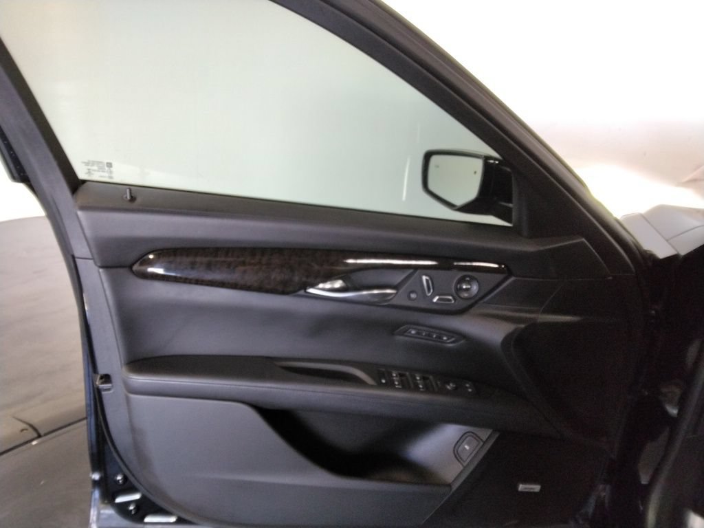 Used 2018 Cadillac CT6 Platinum AWD/4WD image 31
