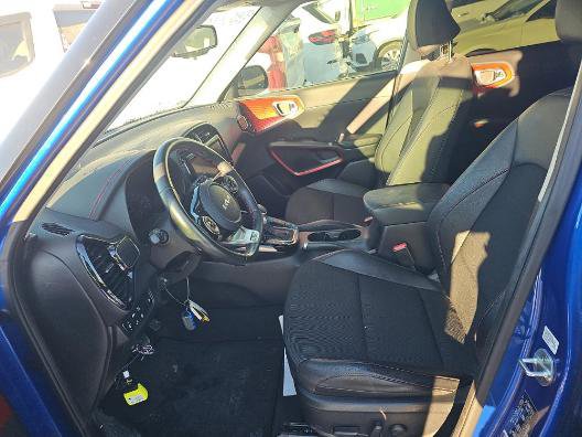 Used 2022 Kia Soul Turbo image 3