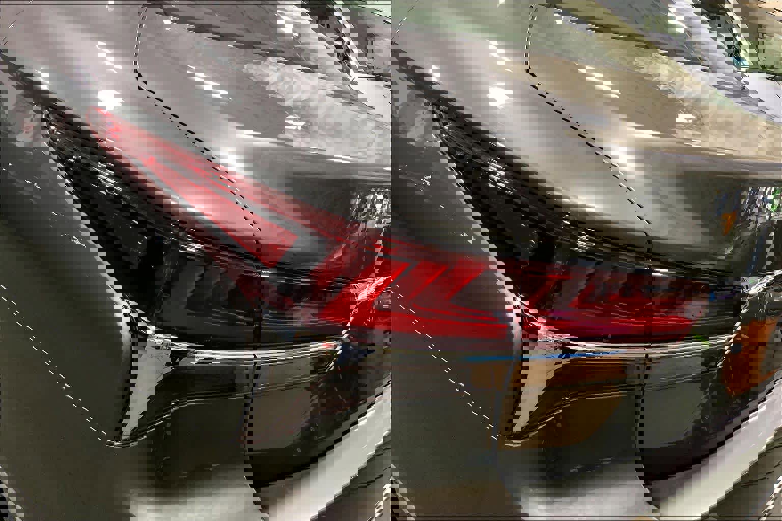 Used 2018 Lexus LS 500 AWD image 28