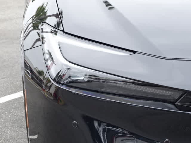 Certified 2026 Toyota Prius Plug-In Hybrid FWD image 5