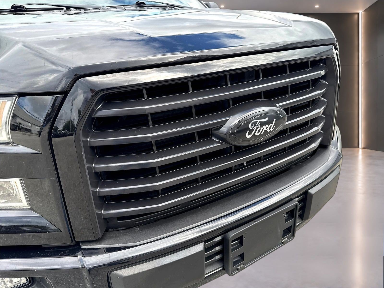 Used 2016 Ford F150 XLT w/ Equipment Group 302A Luxury RWD image 37
