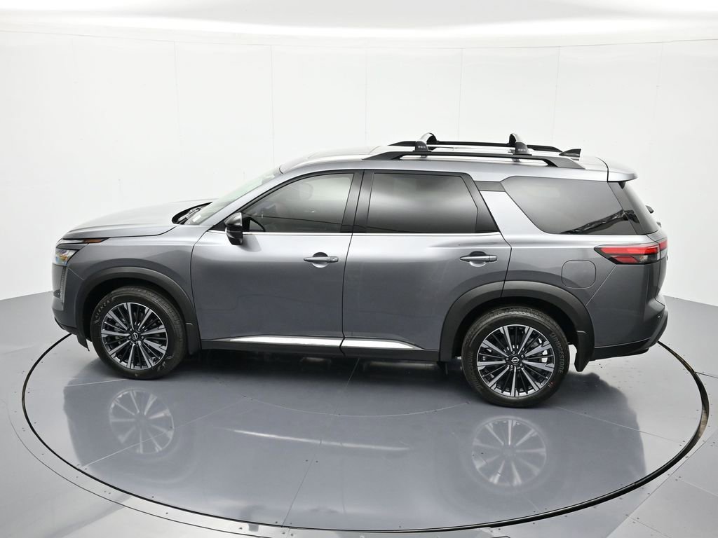 New 2026 Nissan Pathfinder Platinum w/ Cargo Package AWD/4WD image 40