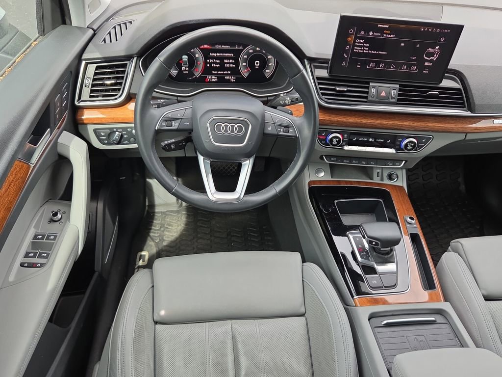 Certified 2023 Audi Q5 2.0T Prestige AWD/4WD image 12
