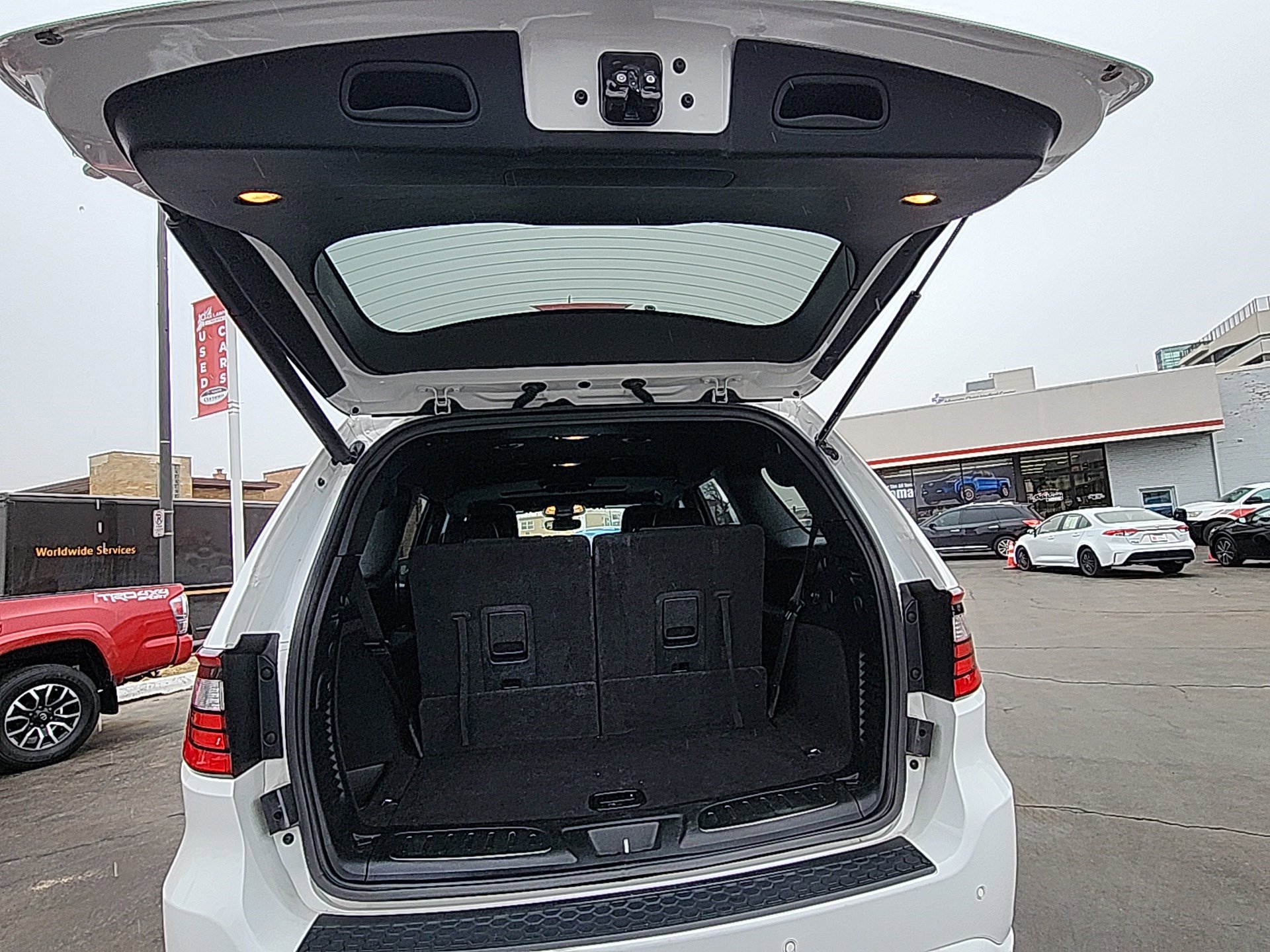 Used 2020 Dodge Durango R/T w/ Premium Interior Group image 27