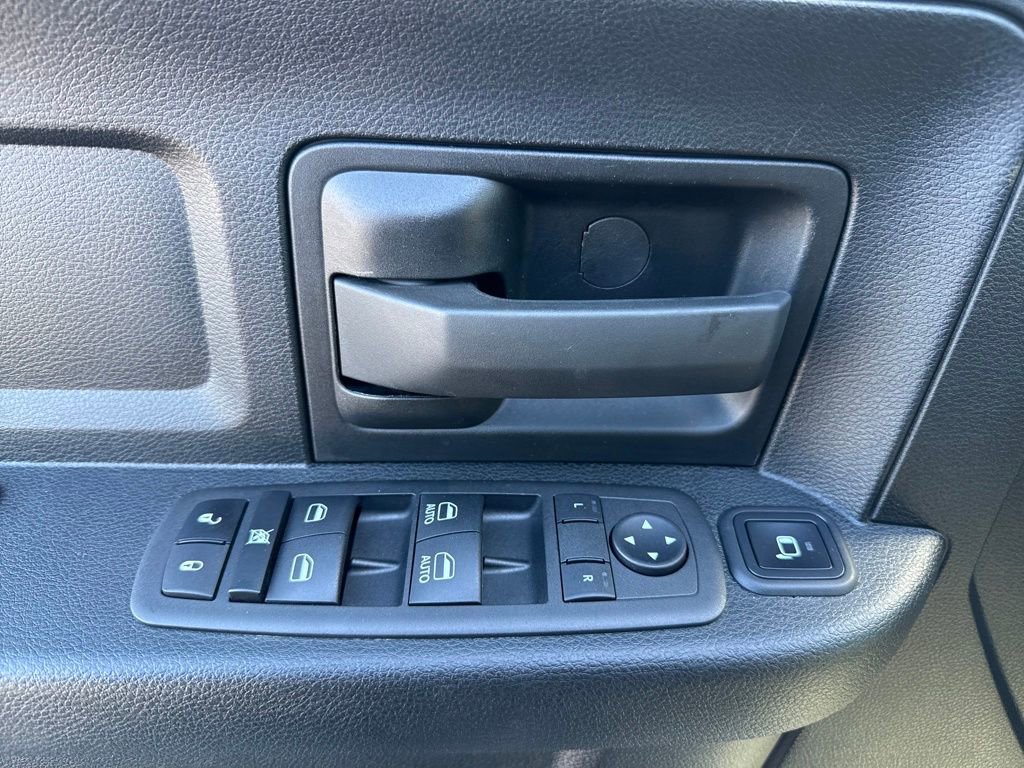 Used 2023 RAM 2500 Tradesman w/ Chrome Appearance Group image 26