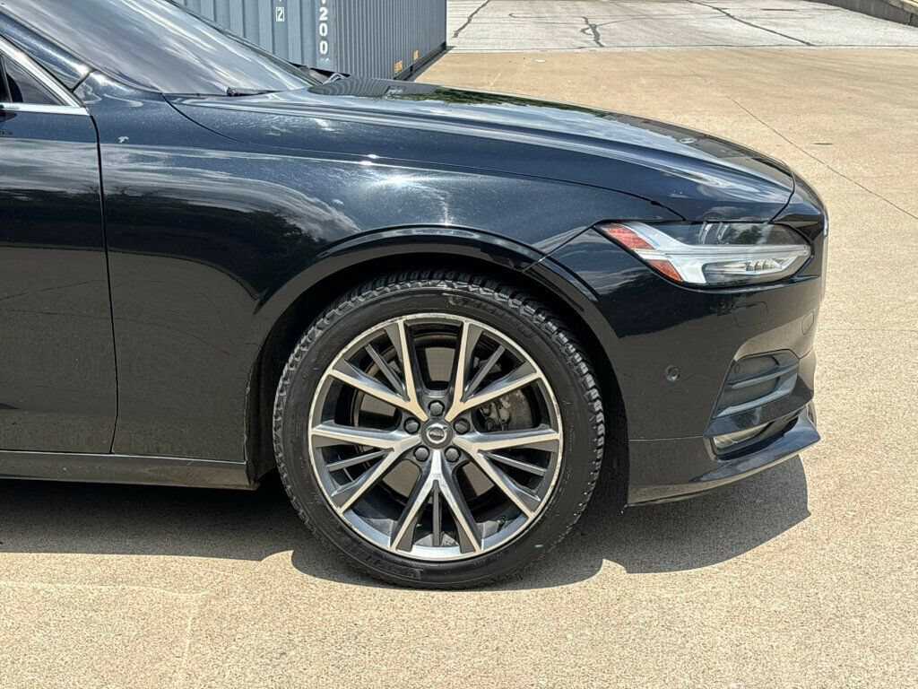 Used 2019 Volvo S90 T6 Momentum AWD/4WD image 36