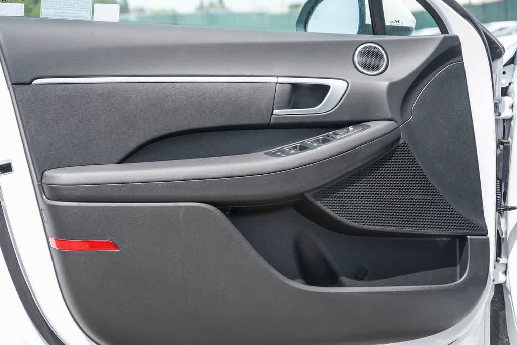 New 2026 Hyundai Sonata SE FWD image 19