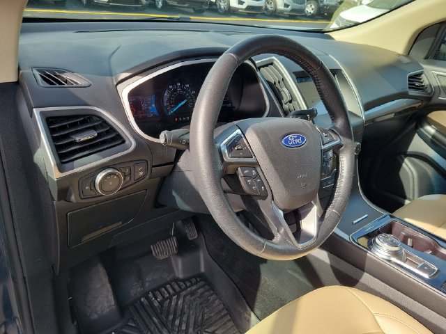 Used 2019 Ford Edge SEL w/ Equipment Group 201A AWD/4WD image 10