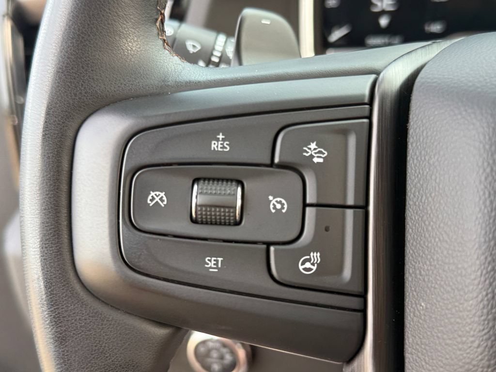Used 2024 GMC Sierra 1500 AT4 w/ Technology Package AWD/4WD image 16