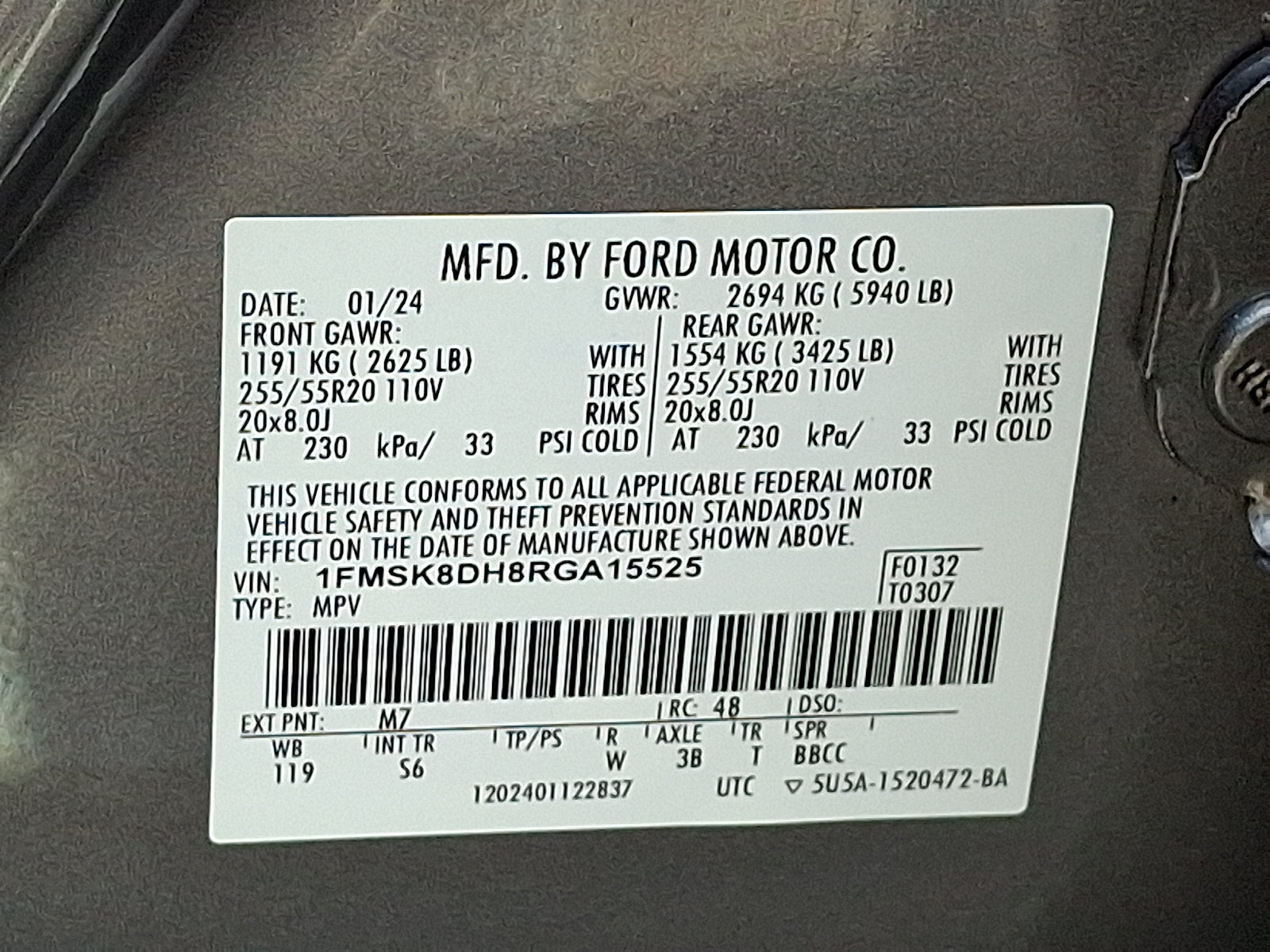 Used 2024 Ford Explorer XLT w/ Equipment Group 202A AWD/4WD image 26