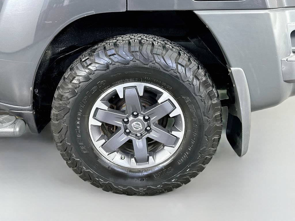 Used 2015 Nissan Xterra S AWD/4WD image 33