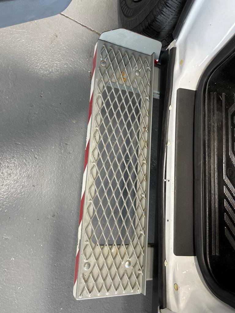 Used 2018 Ford Transit 150 XL RWD image 15