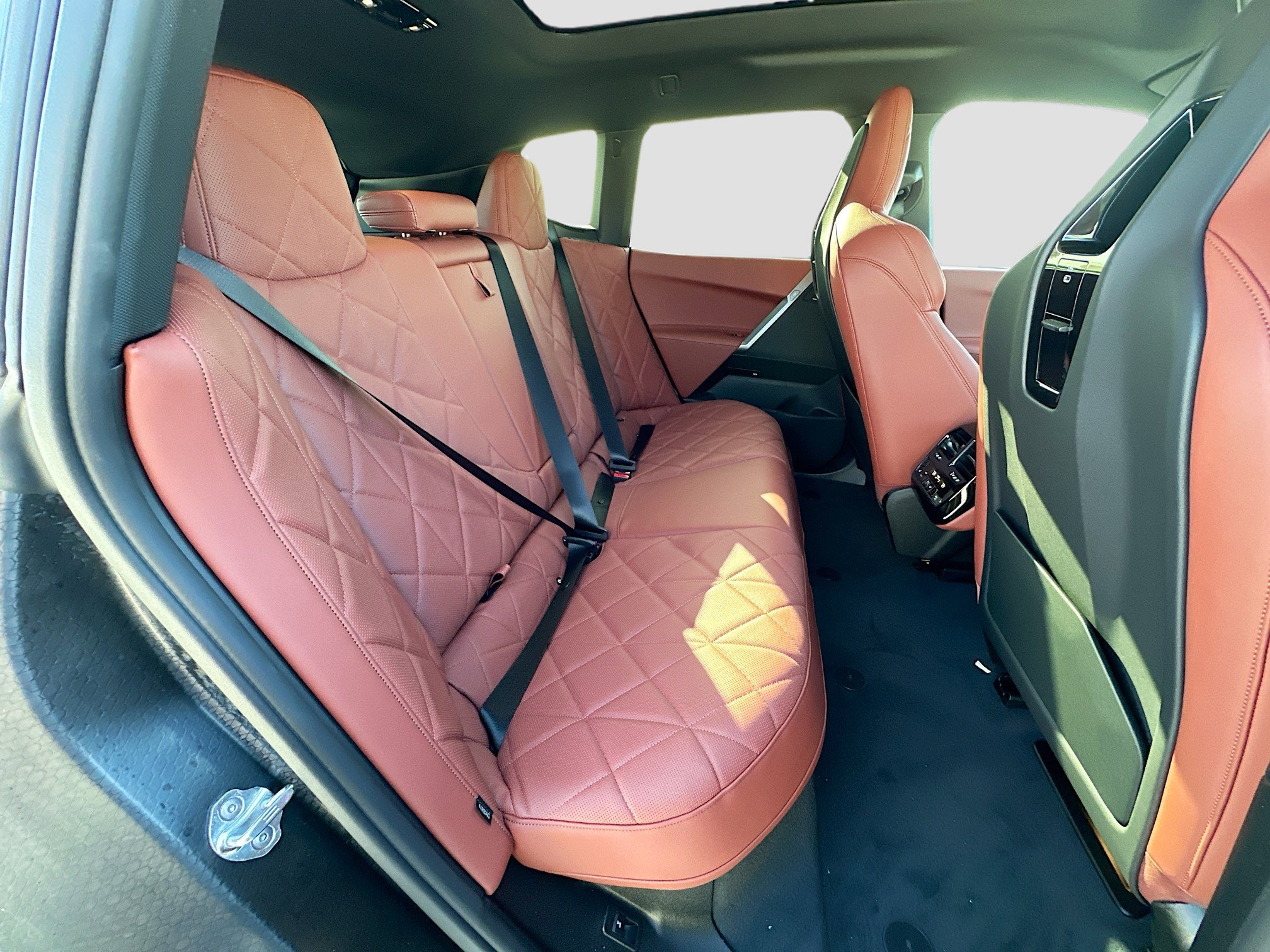 New 2026 BMW iX xDrive60 w/ M Sport Package image 22