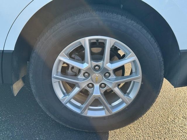 Used 2022 Chevrolet Equinox LT w/ Driver Convenience Package image 7