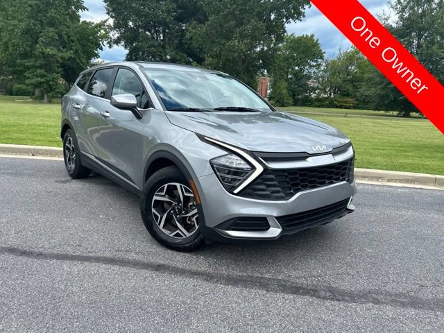 Certified 2024 Kia Sportage LX FWD image 2