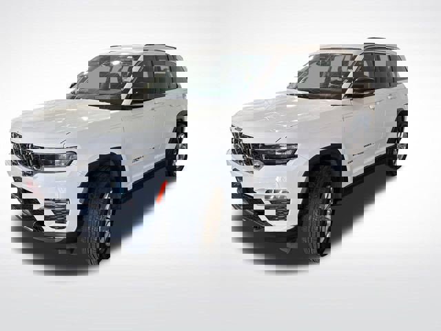 Used 2024 Jeep Grand Cherokee Limited AWD/4WD image 7