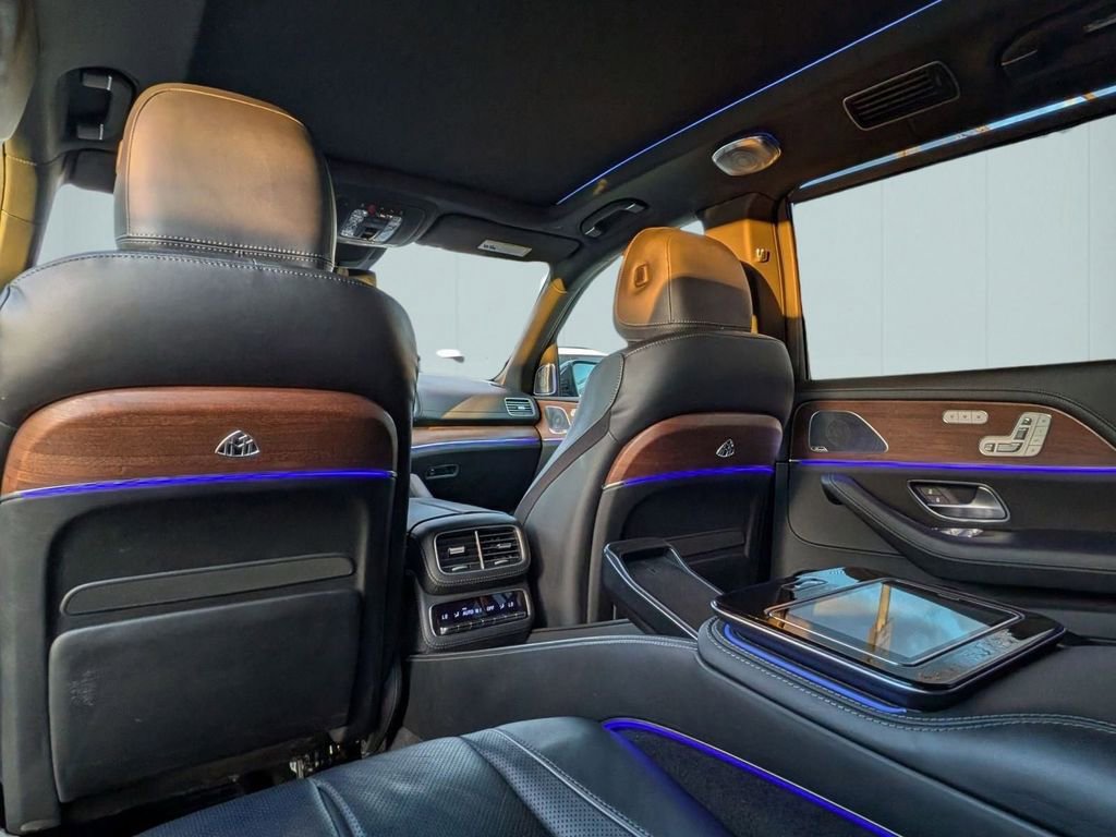 Used 2021 Mercedes-Benz Maybach GLS 600 4MATIC image 40