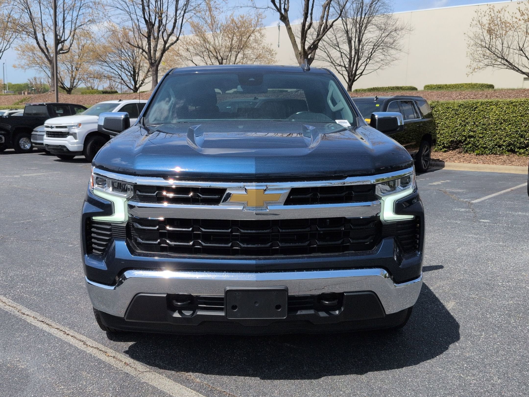 Used 2022 Chevrolet Silverado 1500 LT image 12