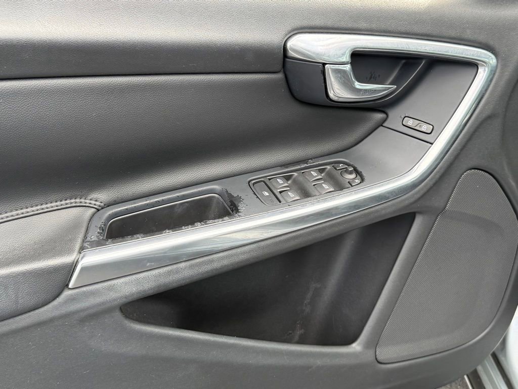 Used 2013 Volvo S60 T5 image 16