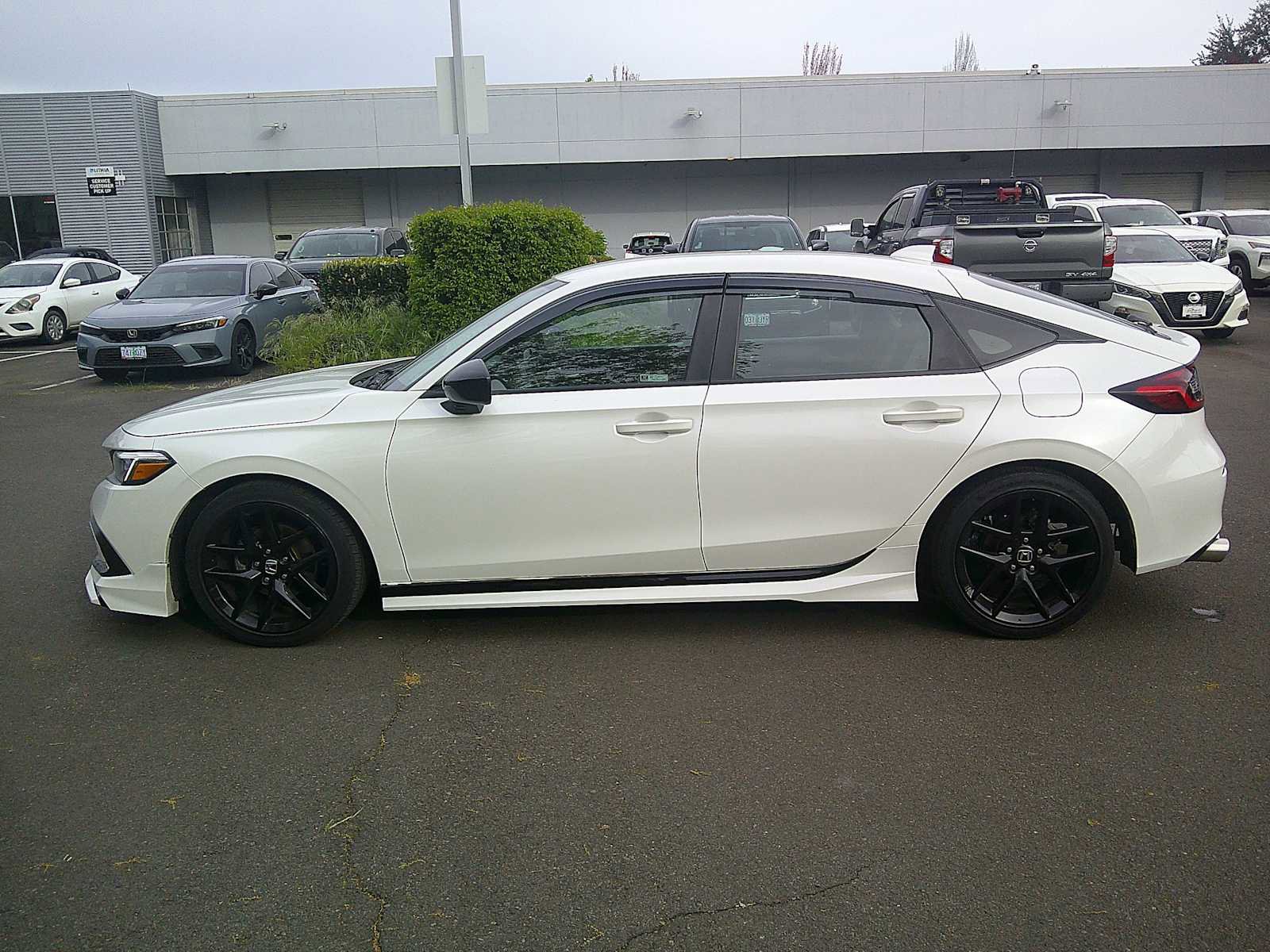 Used 2022 Honda Civic Sport image 2