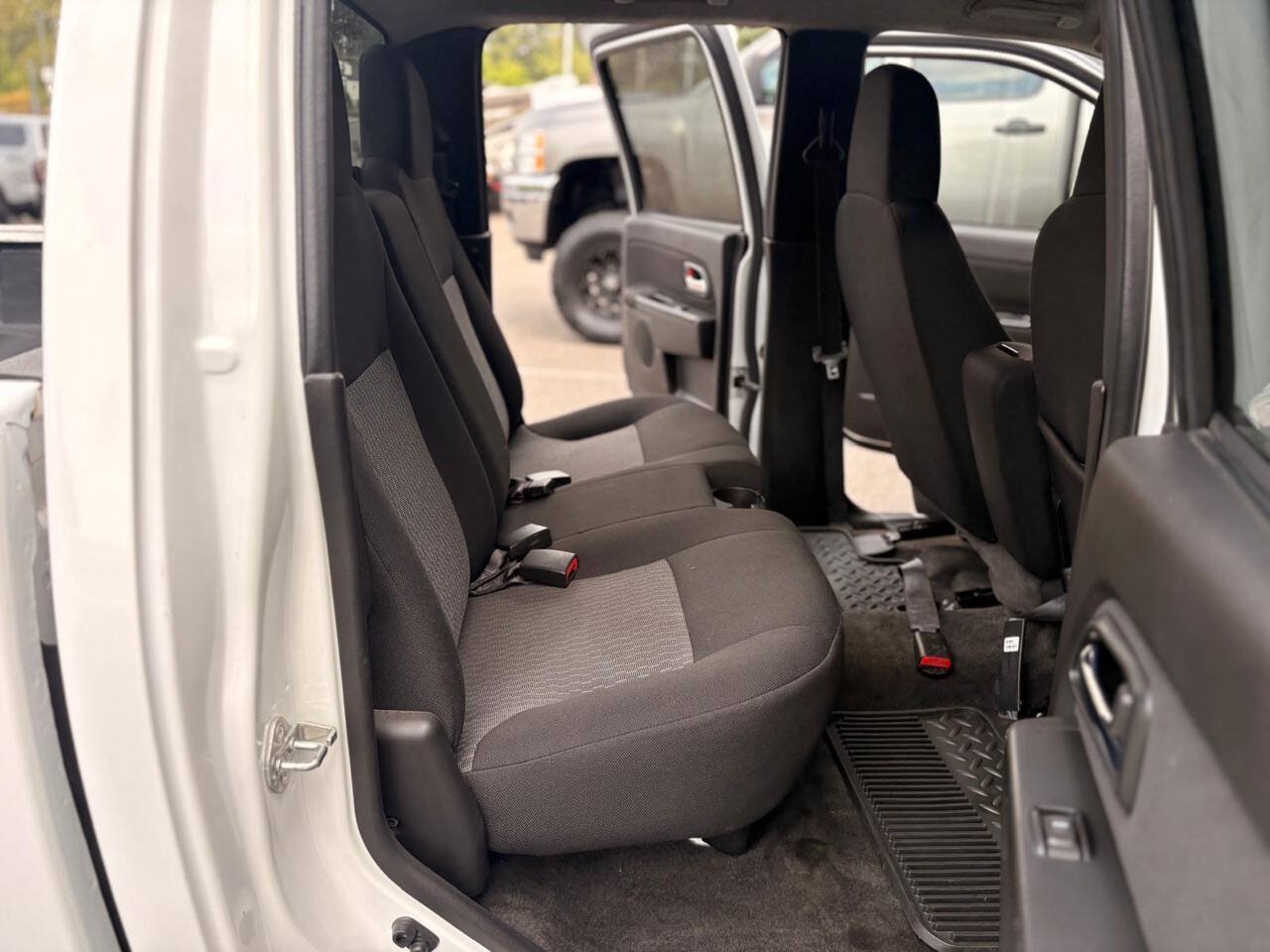 Used 2010 Chevrolet Colorado LT RWD image 14