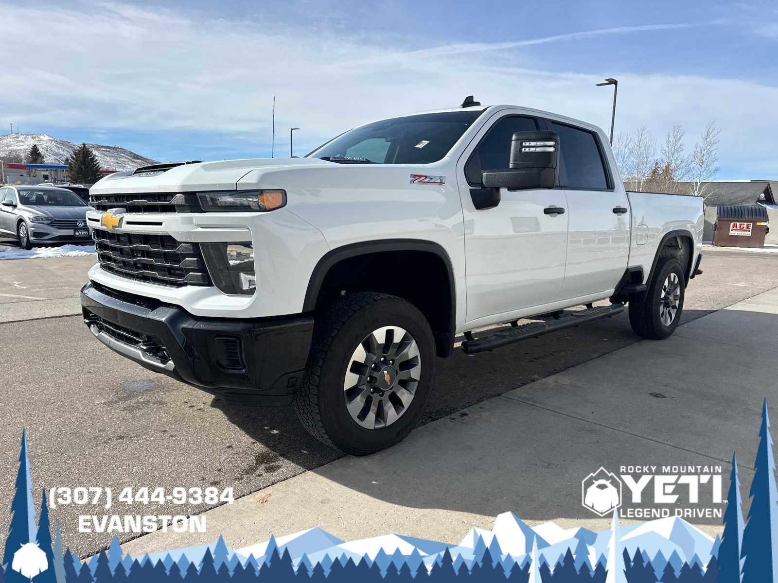 Used 2024 Chevrolet Silverado 2500 Custom w/ Custom Value Package image 7