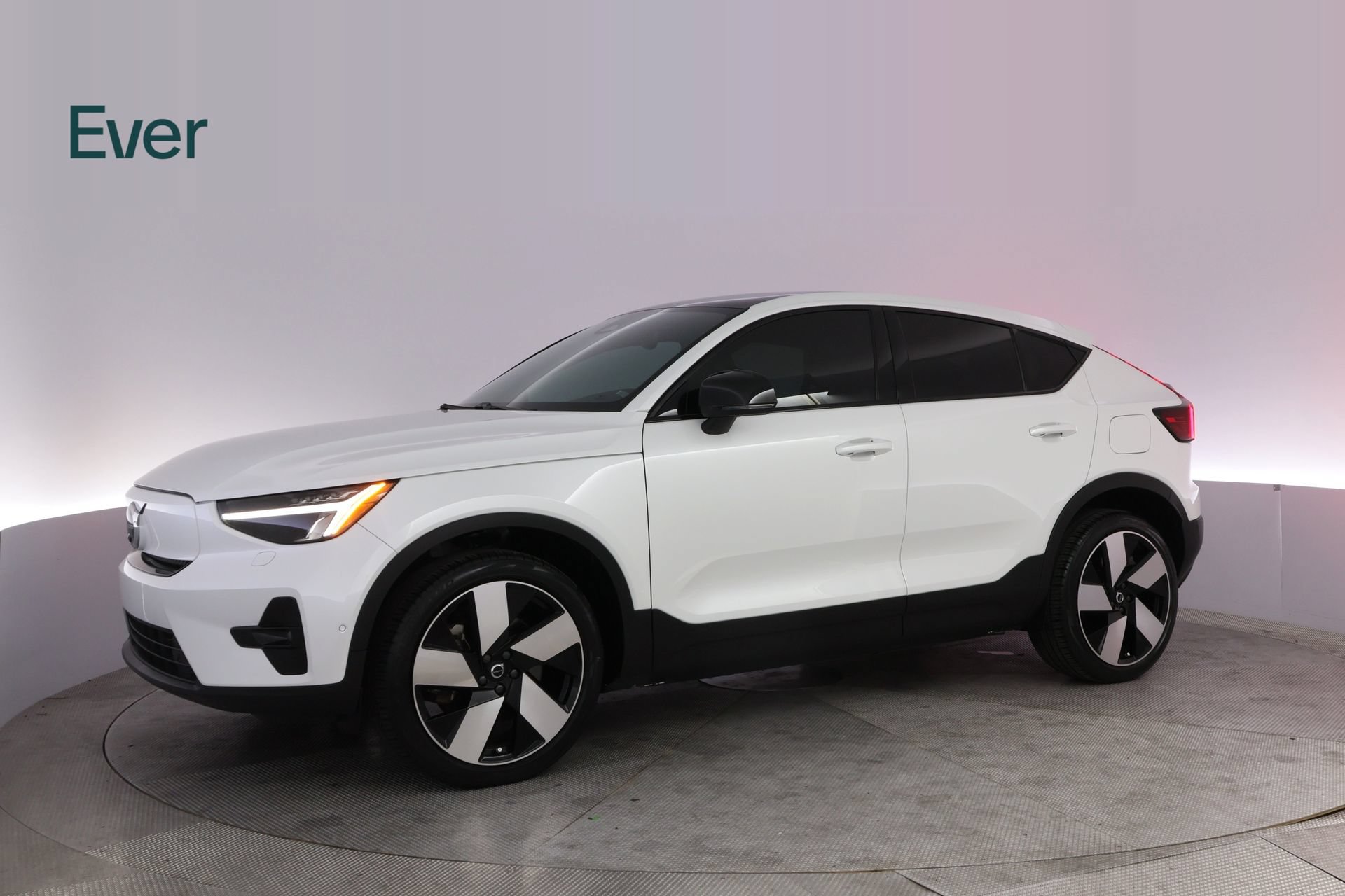 Used 2023 Volvo C40 P8 Recharge Ultimate AWD/4WD image 18