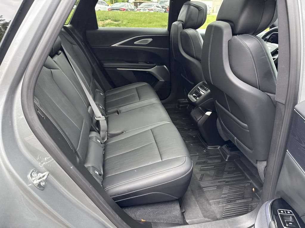 Certified 2025 Cadillac Lyriq Luxury w/ LPO, Floor Liner Package AWD/4WD image 11