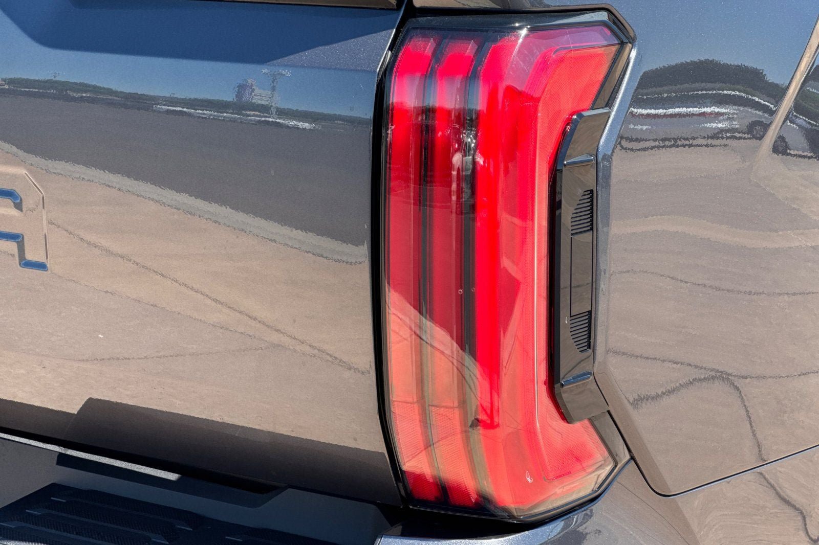 New 2026 Toyota Tundra Platinum AWD/4WD image 32