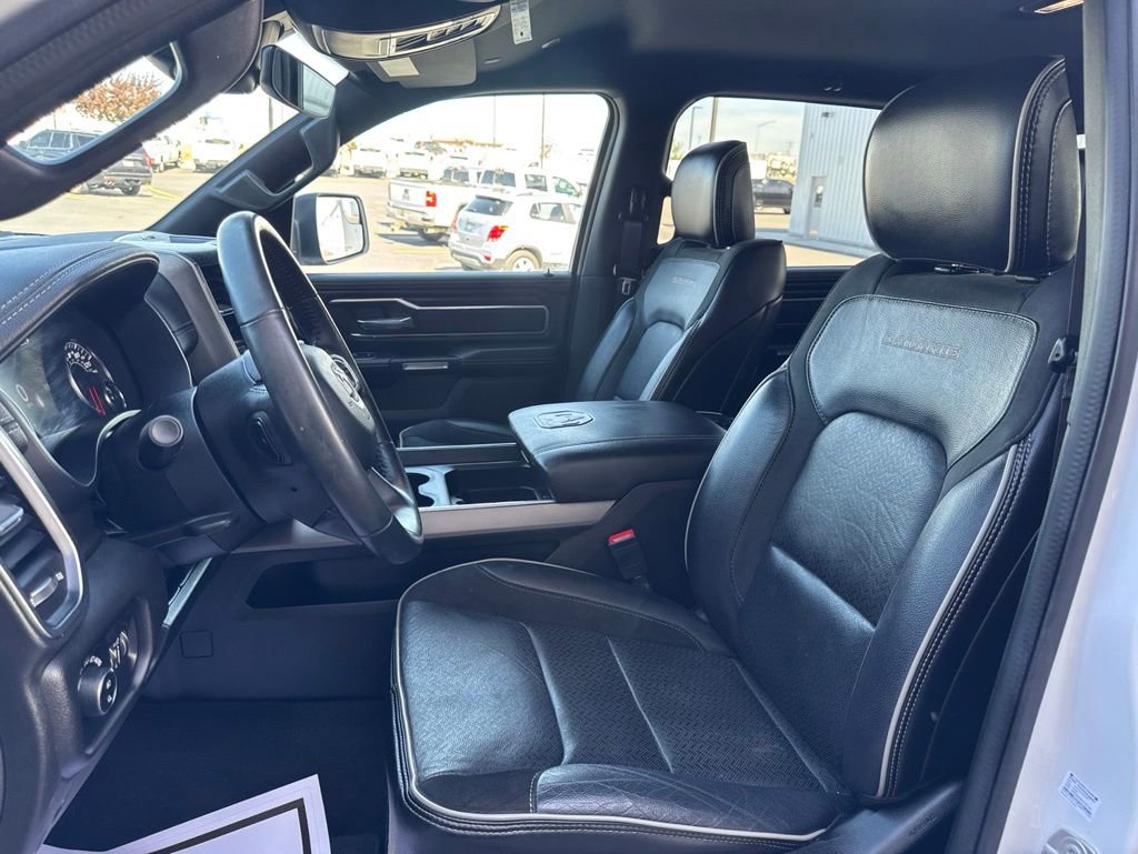 Used 2023 RAM 1500 Laramie AWD/4WD image 13