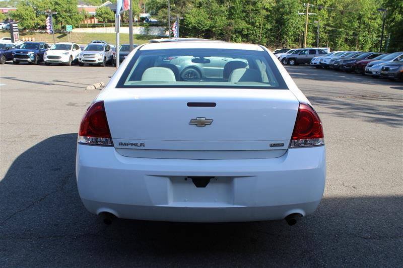Used 2016 Chevrolet Impala Limited LS FWD image 4