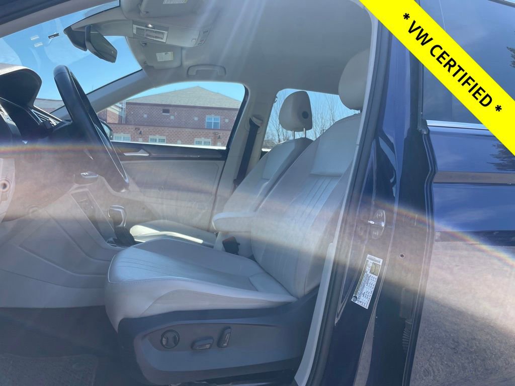 Used 2022 Volkswagen Tiguan SE image 12
