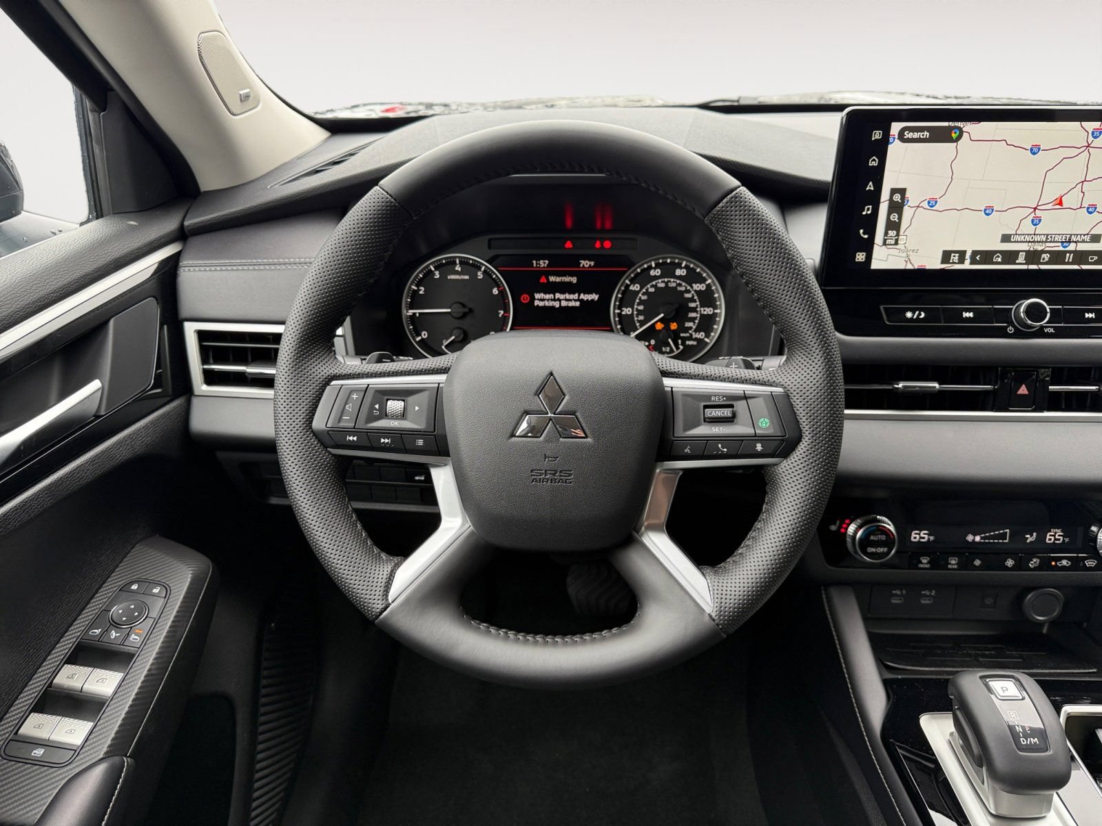 Used 2025 Mitsubishi Outlander SE AWD/4WD image 12