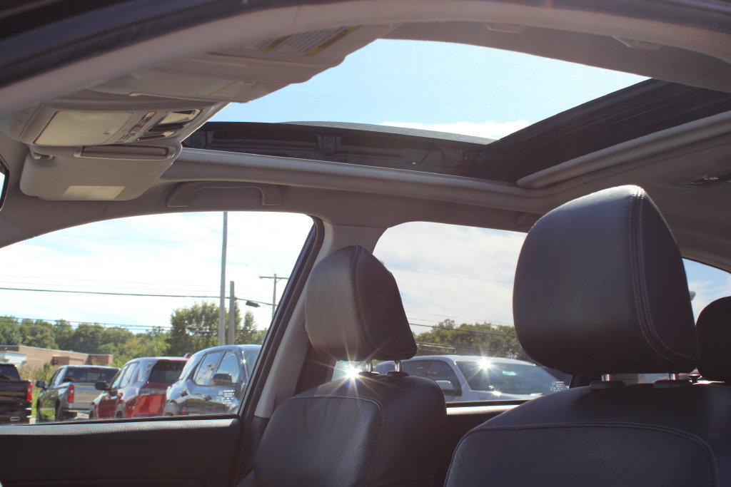 Used 2016 Subaru Forester 2.5i Touring AWD/4WD image 13
