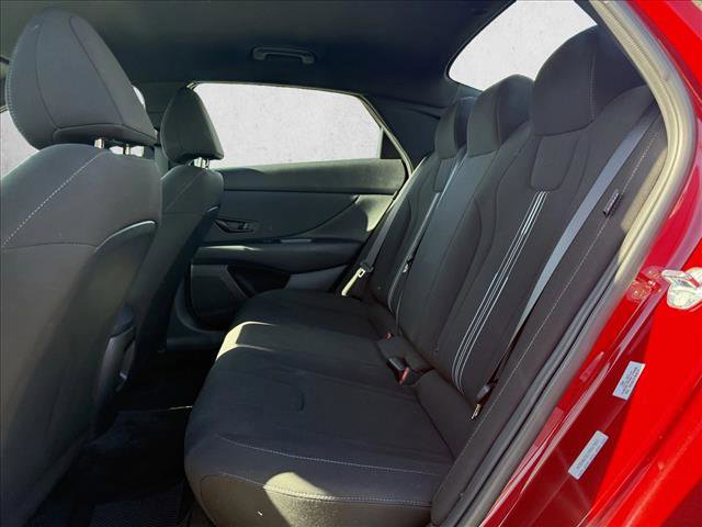 Certified 2025 Hyundai Elantra Sport w/ Cargo Package image 15